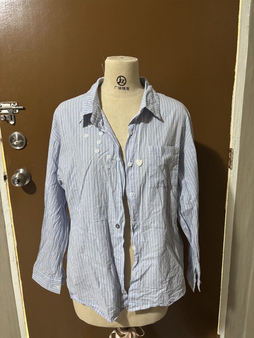 Women Longsleeve (Category: Longsleeves) located in Manila. Submitted by archybarrientos (Listing ID 1463238942, Image 2). Description: .