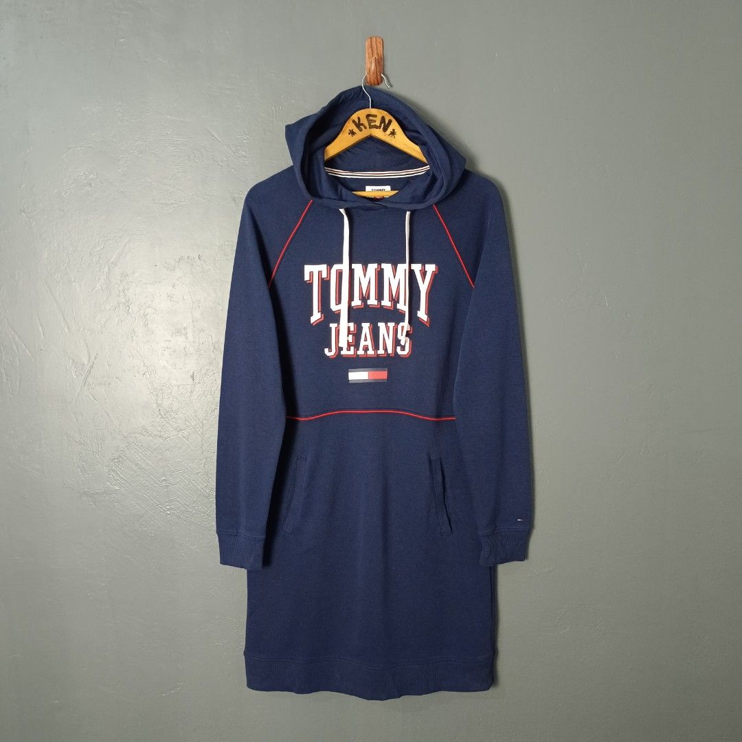Women's - Tommy Hilfiger (Category: Dresses) located in Bacolod City. Submitted by drop.ph (Listing ID 1463172465, Image 2). Description: Tommy Hilfiger - Pullover Dress Authentic *Size M fits L - 20x36 *Excellent *No Flaws *Price: 1,200php *Add SF if outside Bacolod City.