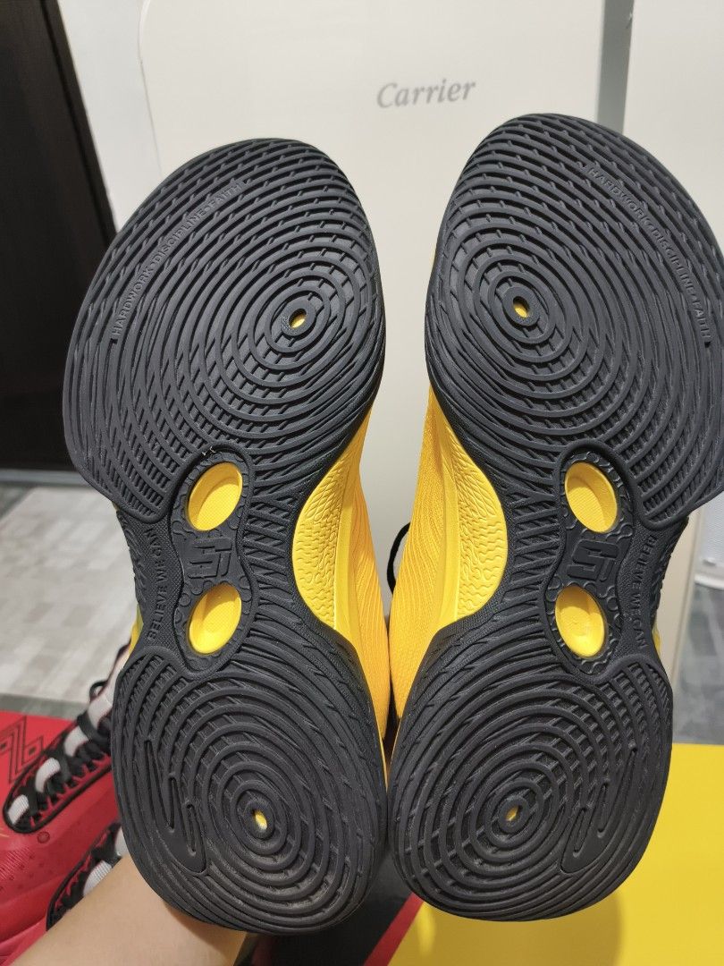 World Balance Scottie Thompson 3 (Category: Sneakers) located in Quezon City. Submitted by johnlowgrade (Listing ID 1463232566, Image 3). Description: For Sale World Balance Scottie Thompson 3 both size 10. Free within shipping within Metro Manila. .