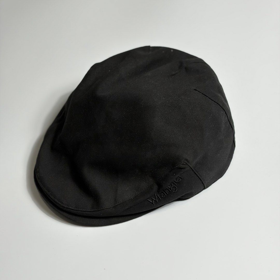 Wrangler Blue Bandana Beret Hat (Category: Caps & Hats) located in Makati City. Submitted by tulakngdamit.ph (Listing ID 1463170271, Image 1). Description: Excellent Large Fittings.
