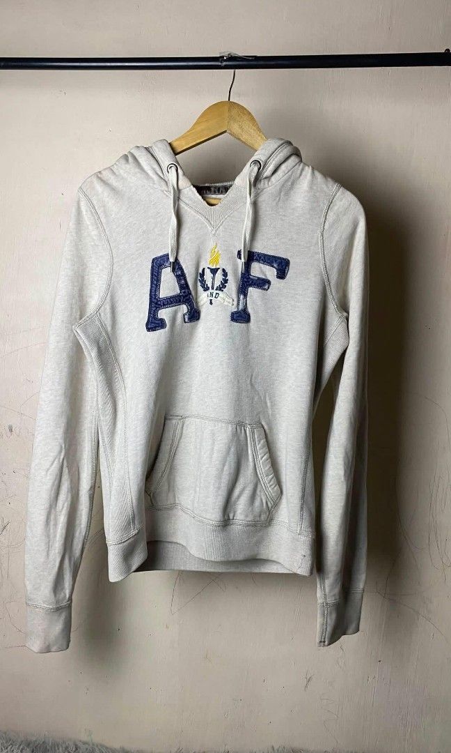 y2k Garments womens (Category: Activewear) located in Cainta. Submitted by c4bbdeabd108fdee2eda9a0828bb88 (Listing ID 1463294133, Image 1). Description: 1300 free shipping.