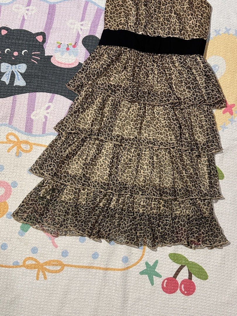 Y2k Leopard Dress (S-M) (Category: Dresses) located in Manila. Submitted by vintage_revo.ph (Listing ID 1463288385, Image 3). Description: .
