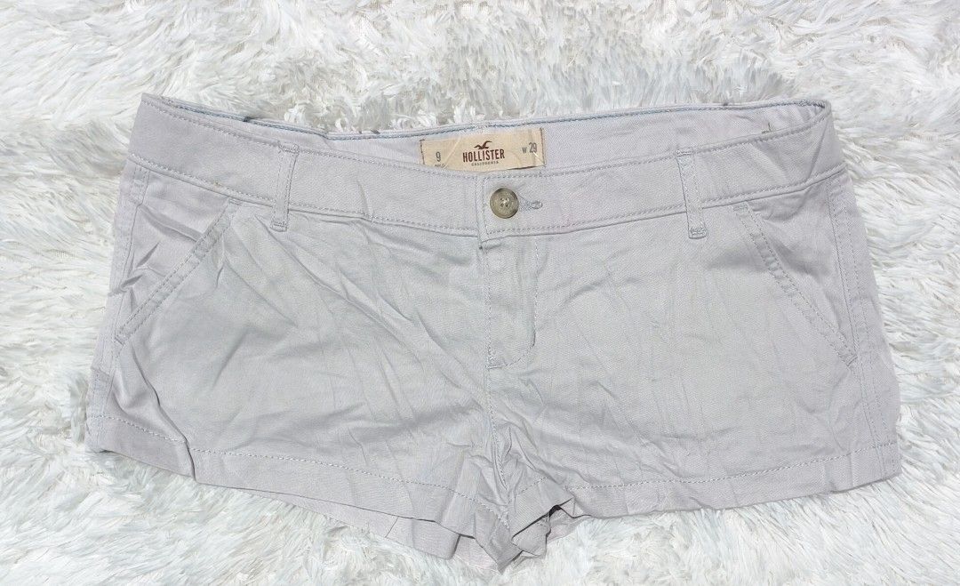 Y2k low waisted shorts (Category: Shorts) located in Nabunturan. Submitted by mariposa_clo (Listing ID 1463148543, Image 1). Description: size 29 Thrifted but washed. Location: Davao de Oro.