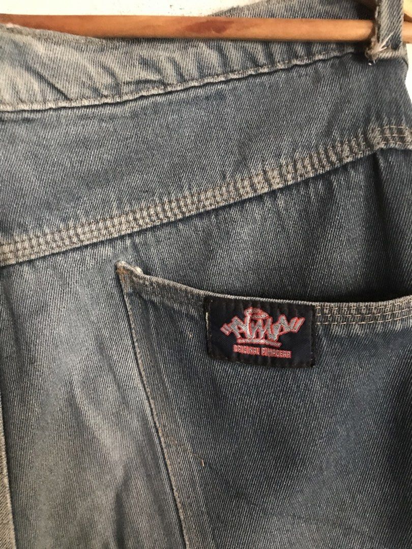 Y2k Pimp Gears Jorts (Category: Shorts) located in Lapu Lapu. Submitted by thanicxthriftz (Listing ID 1463245119, Image 3). Description: 34 waist 22 length Good condition / psg condition Distressed issue check pics.