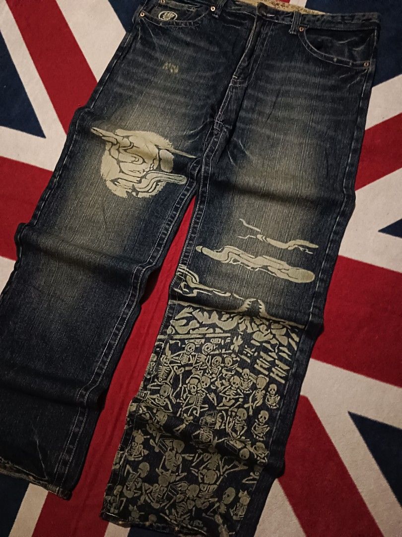 Y2K SKULL BOOTCUT JEANS (Category: Jeans) located in Santa Cruz. Submitted by rae_declutclothes (Listing ID 1463295424, Image 2). Description: 38-39 w 12 thighs 45 length 9 hem good condi heavy no issues.