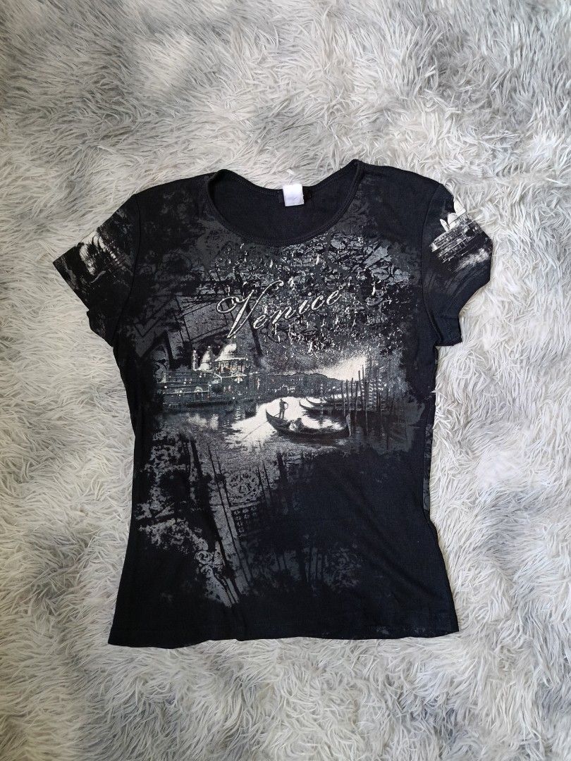 Y2k Venice AOP by Fornia (Category: Blouses) located in Quezon City. Submitted by tedthrift (Listing ID 1463158447, Image 1). Description: y2k top no issue size L from thriftstore.