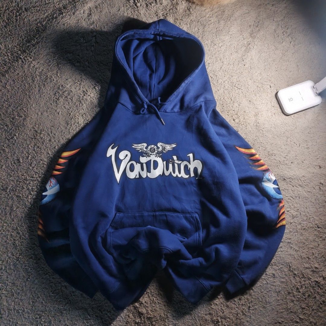 Y2K VON DUTCH EYEBALL GRAPHIC (Category: Coats, Jackets and Outerwear) located in Baguio. Submitted by thrift_arcves (Listing ID 1463278050, Image 1). Description: Y2K VON DUTCH EYEBALL GRAPHIC Color Rate: 10/10 Condition Rate: 10/10 NO ISSUES COLOR MAY VARY DUE TO LIGHTING❗ ALL ITEMS ARE THRIFTED SO LIMIT YOUR EXPECTATIONS❗ DM FOR INQUIRIES❗ PRICE: ₱1299 DIME$ Width: 27 Length: 28 NEGOTIABLE❗ WAG MAHIYANG MAMBARAT❗ CAN DO DELIVERY NATIONWIDE WE 