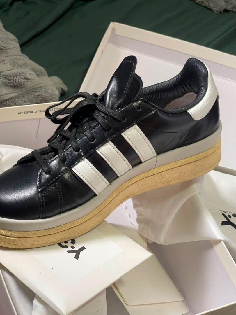 Y-3 Hicho "Black Core White Orbit Grey"(GW8635) (Category: Sneakers) located in Manila. Submitted by jdenzel1110 (Listing ID 1463146285, Image 3). Description: The condition is good pm me for more info and better negotiation educate me about pricing if mine is overpriced if you think.This is given to me as a gift by my brother who is deported from kuwait and in need of money..