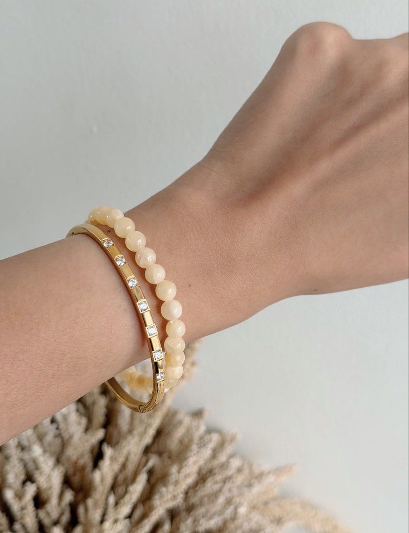Yellow Jade Beaded Bracelets (Category: Bracelets) located in Paranaque City. Submitted by seektoshop (Listing ID 1463276390, Image 2). Description: ✨ The New Moon in Virgo is shifting us into a season of reset, refinement, and intentional new beginnings. What you choose, organize, and commit to now matters. Yellow Jade is the charm you need to move through these shifts with optimism, good fortune, and confident energy. Clear the old. Choose bett