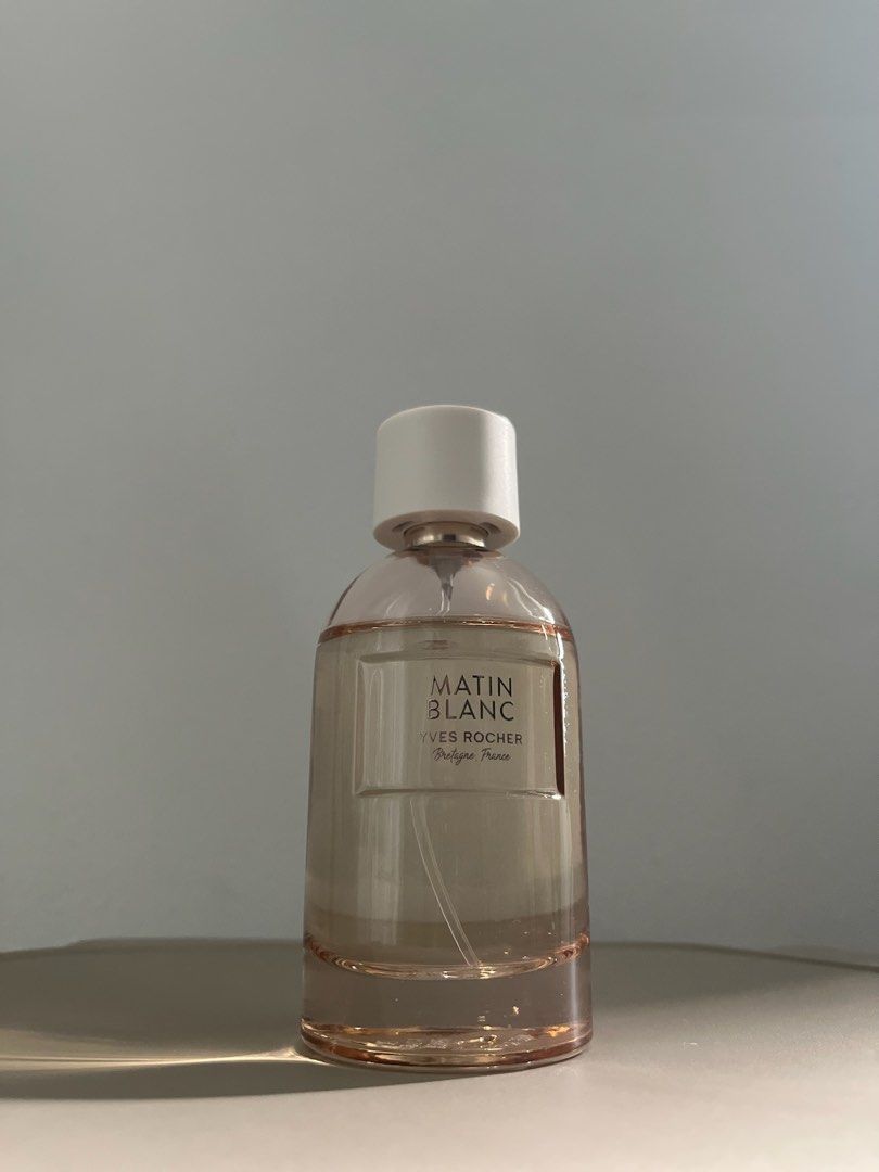 Yves Rocher Matin Blanc Eau de Parfum (Category: Fragrance & Deodorants) located in Las Pinas. Submitted by yamsy (Listing ID 1463151991, Image 1). Description: Selling my perfume for 2,000php only! Bought this last June at Yves Rocher - Robinsons Galleria Branch I only used it a few times to try it out, and selling it now because I realised it’s not for me. Note: I don’t have the box anymore. You’ll only be getting the bottle, which is still in 
