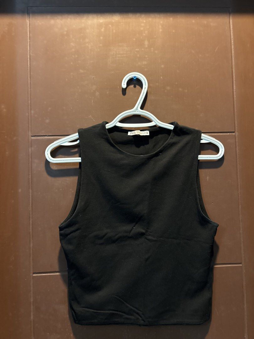 ZARA — Black Tank Top (Category: Sleeveless) located in Paranaque City. Submitted by margauxm (Listing ID 1463325191, Image 1). Description: [ZARA — Black Tank Top] — In Medium Size — Lightly used! Still in super good condition — Cropped fit — Super comfortable!!! Perfect for everyday wear — No stains, runs or damage on the item, see photos! RFS: Decluttering .