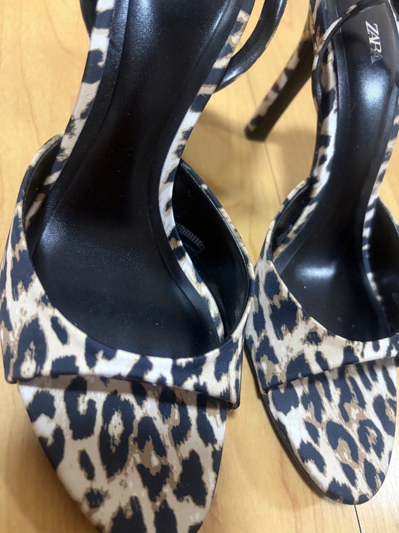 Zara animal print (Category: Heels) located in Mandaluyong City. Submitted by rachel.cadiz (Listing ID 1463127195, Image 3). Description: Used only once; in excellent condition Latest zara collection Price orignally P3595 Selling low P1449 Classy/super nice Size 36 fits 35-36.5.