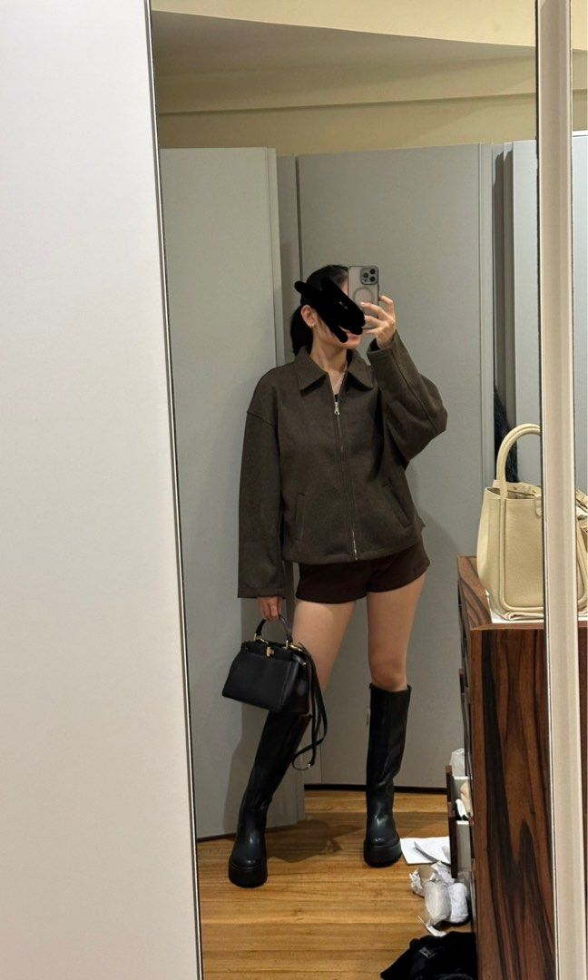 H&M Chunky Knee High Boots size 7 (Category: Boots) located in Cagayan de Oro. Submitted by alexamc_ (Listing ID 1463124007, Image 1). Description: .