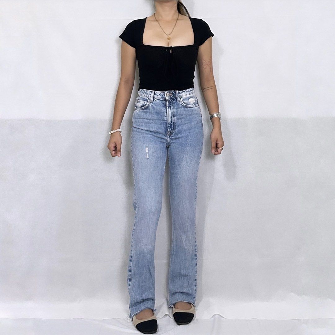 ZARA Highwaist Denim (Category: Jeans) located in Davao. Submitted by prettypleasure.clo (Listing ID 1463228859, Image 1). Description: Like new condition W26 | L40 Gcash/MariBank only.