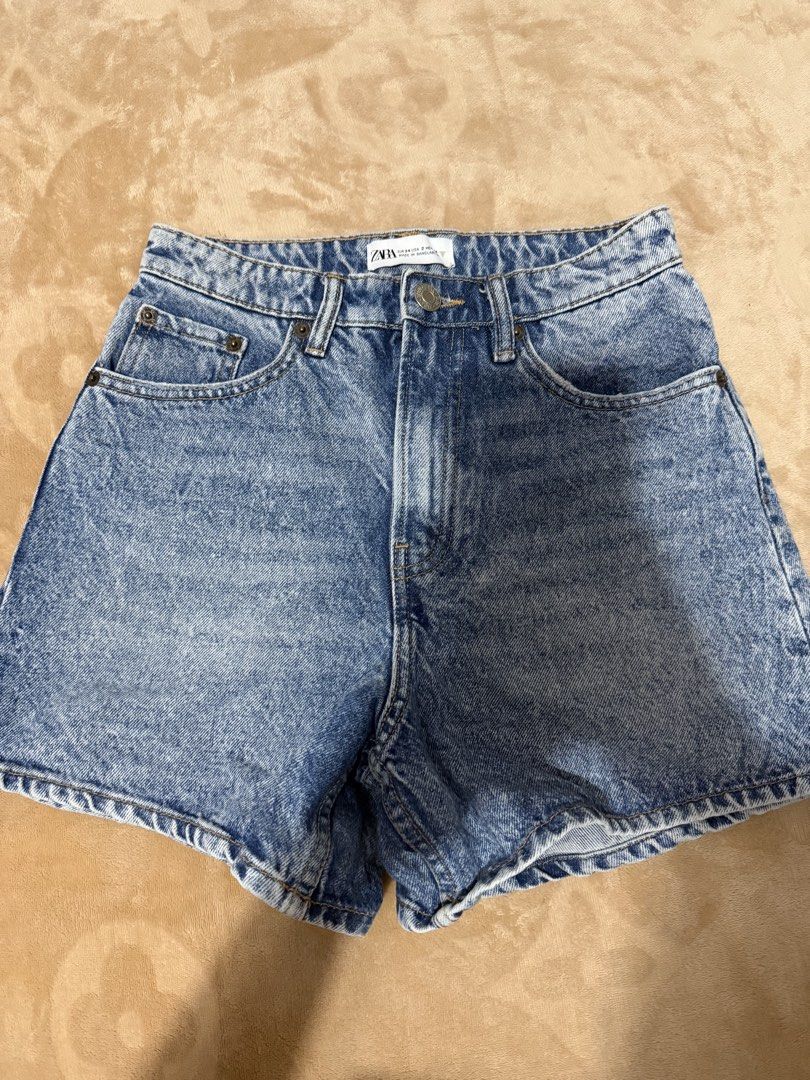 Zara Mom Shorts size 25 (Category: Shorts) located in Cebu City. Submitted by sultrychicmary (Listing ID 1463311952, Image 1). Description: .