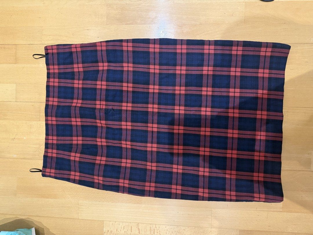 zara plaid skirt (Category: Skirts) located in Makati City. Submitted by nmvs1 (Listing ID 1463137368, Image 3). Description: Zara plaid skirt Used twice excellent condition Large not stretch Ip closure Laid flat measures Waist 16inches Length 28 inches.