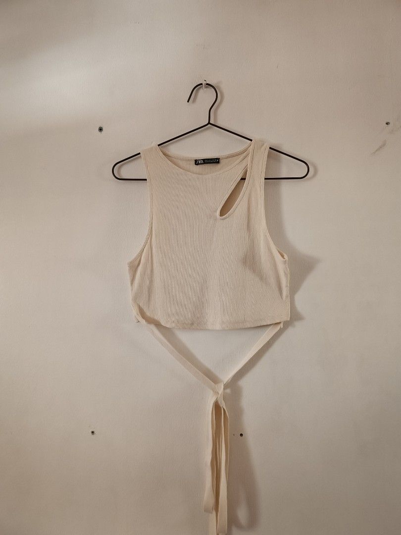 ZARA Ribbed Cut-Out Wrap Crop Top (Category: Others Tops) located in Manila. Submitted by shajanina.14 (Listing ID 1463219175, Image 3). Description: ZARA Original Preloved As good as new Large- US As per measuring tape, Bust- 30 to 42 inches Waist- 26 to 40 inches Length- 15 inches .