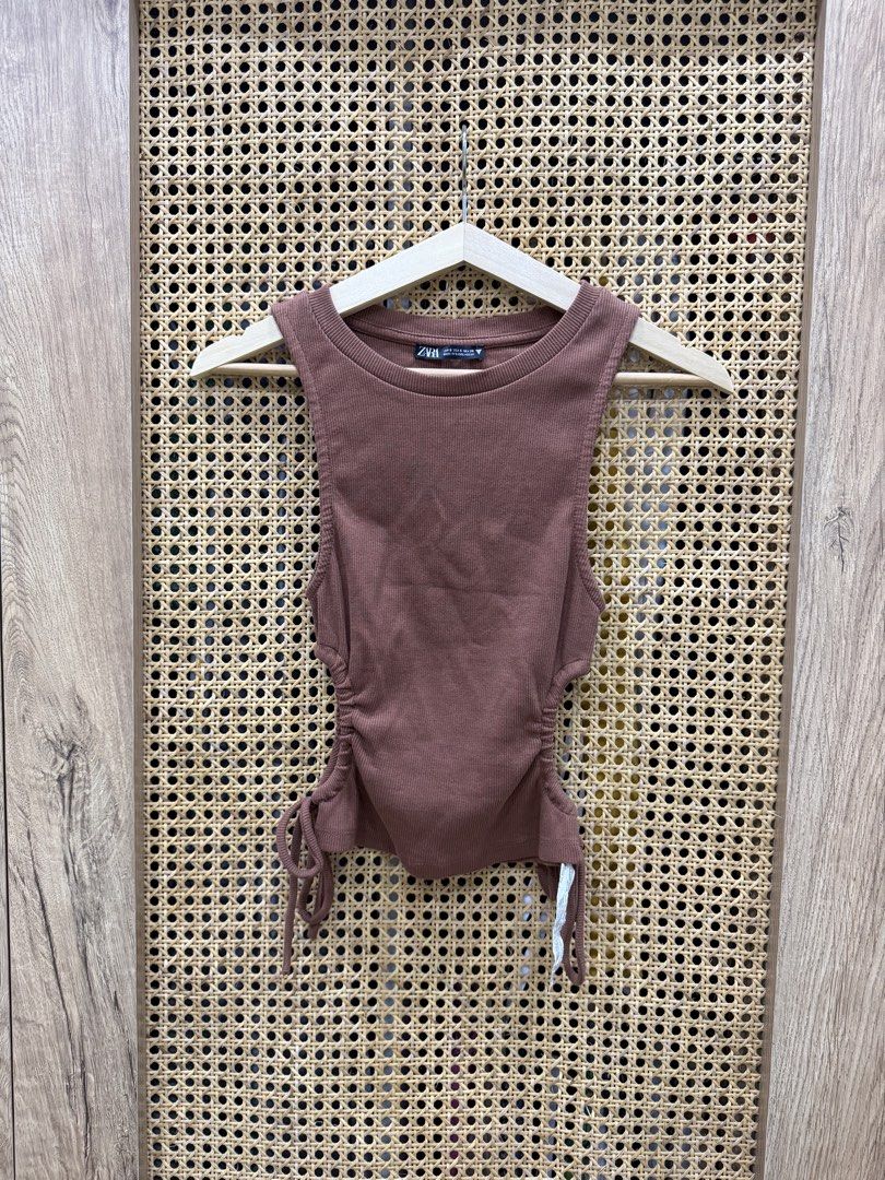 Zara Tank Top (Category: Sleeveless) located in Pasig City. Submitted by jgbeautique (Listing ID 1463261862, Image 1). Description: RFS: not my style anymore.