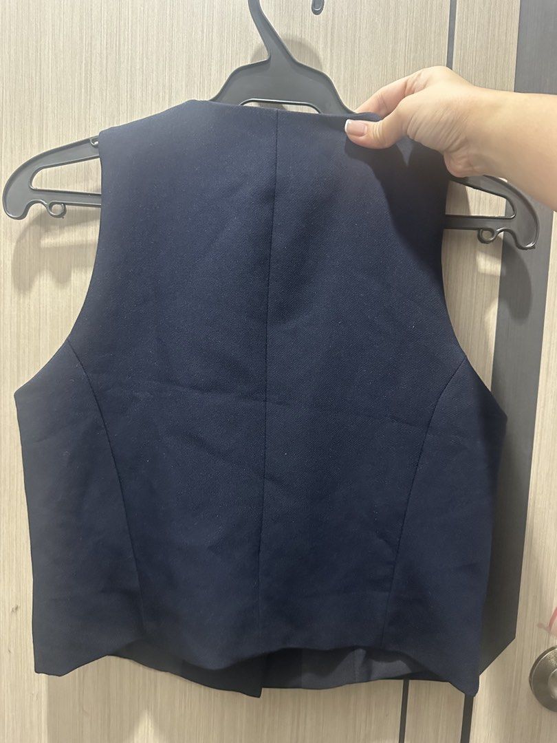 Zara Vest (Category: Blouses) located in Valenzuela. Submitted by mommyiish (Listing ID 1463164043, Image 3). Description: wrong size bought but never used.