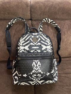 (Category: ) located in . Submitted by bels888 (Listing ID 1463151721, Image 1). Description: .
