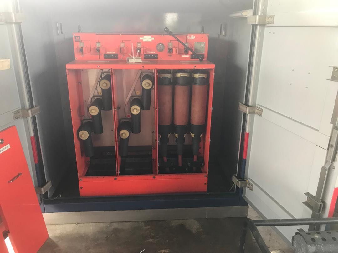 1000KVA compact sub (Category: Office & Business Technology) located in Puchong. Submitted by zlx_0831 (Listing ID 1463390821, Image 3). Description: 1000kVA Compact Substation｜Compact Sub 1000kVA Package Substation 1000kVA, CSS 1000kVA, 11kV/415V Contact : +60 13-336 3616.