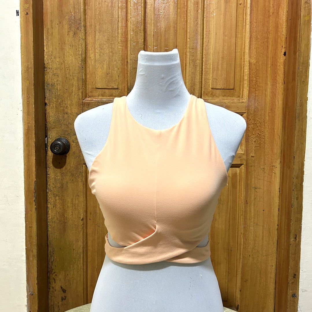 ₱109 SALE 🥳 (Category: Activewear) located in Pontevedra. Submitted by lyra.bp (Listing ID 1463468054, Image 3). Description: ₱109 Each! +sf UA Top- Medium Athleta - small Nike - xs (with washable stain) Lorna Jane - Large (black) Fabletics - small Lorna jane- medium (grey).