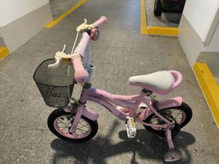 (Category: ) located in . Submitted by rachel_lim2000 (Listing ID 1463463804, Image 1). Description: .