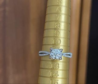 （分類：）位於 。 由 fylee_eeyore 提交（商品編號 1463408934，圖片 1）。簡介： 。