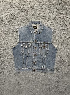 (Category: ) located in . Submitted by feelathome (Listing ID 1463378354, Image 1). Description: .