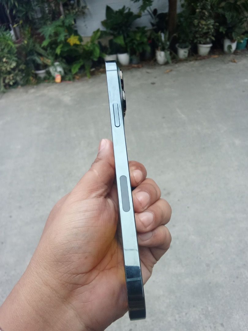 22000 (Category: iPhone 13 Series) located in Caloocan City. Submitted by royaldolphin-32c4 (Listing ID 1463550627, Image 3). Description: Negotiable Meet up Baler Aurora.