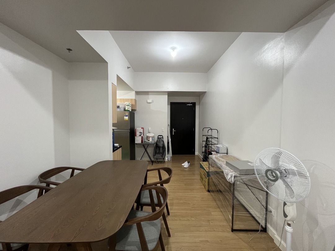 2BR BGC Park Triangle for Rent (Category: Apartments & Condos) located in Taguig. Submitted by shelteredph (Listing ID 1463392438, Image 2). Description: For Rent / Lease Park Triangle Residences | DIRECT ₱100,000/month - Floor Area: 82 sq.m. - 2 Bedroom - 3 Toilet & Bath - Fully Furnished - Exclusive Tandem Parking Slot - (10k/month) Property Code: 1010-LC-PTR Wes Generoso The Lead Realty 🤝.