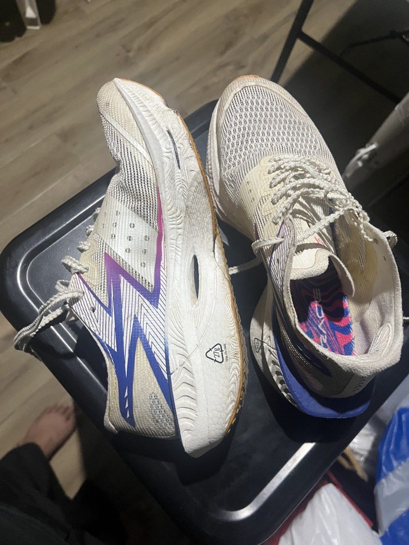 361° Flame III ASIA (Category: Other Sports Equipment and Supplies) located in Manila. Submitted by aionalynng48135 (Listing ID 1463549459, Image 2). Description: Carbon Plated Not yet used for Half Mary or Full Marathon 24.5cm.