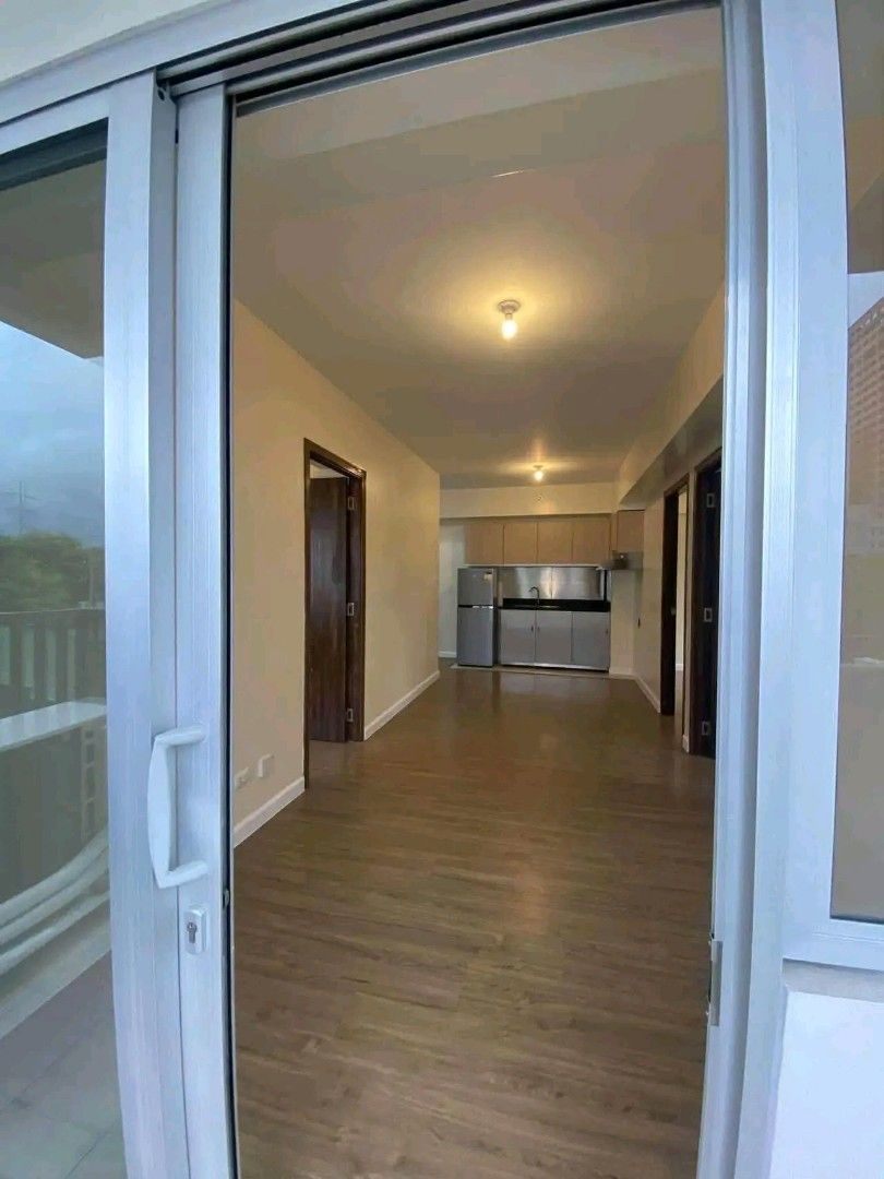 ASAP 3BR BARE UNIT RENT NEAR RCBC AYALA (Category: Apartments & Condos) located in Makati City. Submitted by mariacristina123 (Listing ID 1463500312, Image 2). Description: ASAP 3BR BARE UNIT RENT NEAR RCBC AYALA FOR LEASE: 3-Bedroom Unit in One Antonio RENTAL RATE: Php55,000 (Inclusive of Association Dues & Parking) TERMS: 1 month advance 2 months deposit 1 year minimum lease DETAILS: 62 SQM BARE NO PETS ALLOWED The viewing schedule should be on