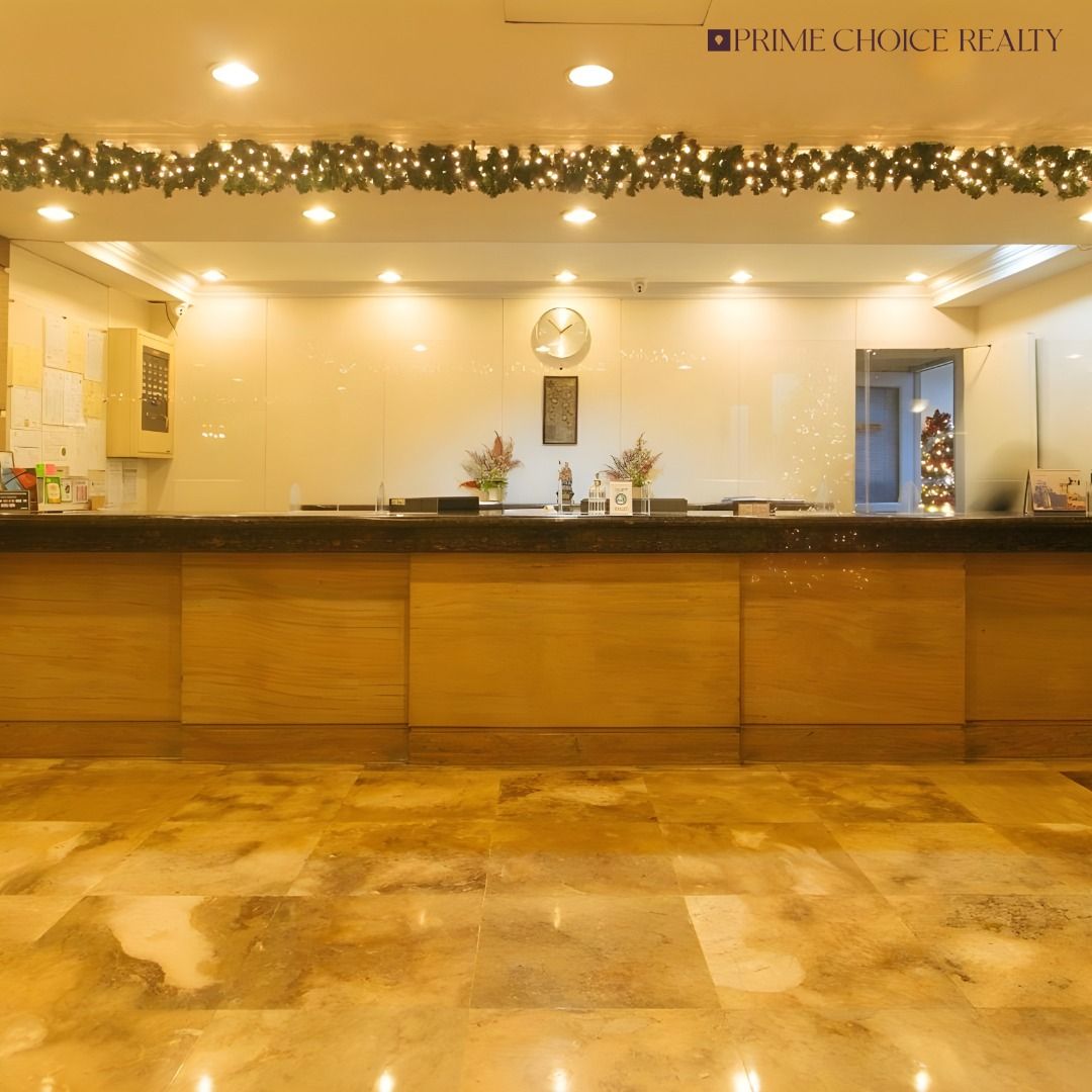 3-Star Hotel in Manila (Category: Commercial) located in Quezon City. Submitted by primechoicerealtyinc (Listing ID 1463335044, Image 2). Description: PRIME HOTEL ALONG ROXAS BOULEVARD, MANILA Prime investment opportunity in one of Manila’s most strategic locations. A fully operational 3-star hotel along Roxas Boulevard, offering Manila Bay views and positioned adjacent to the Manila Yacht Club. 📍 Prime Location • High-traffic area along Roxas B