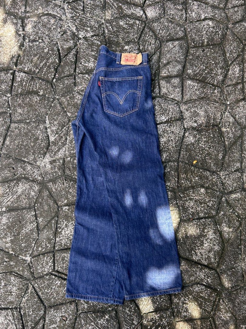 501 Levi’s (Category: Jeans) located in Angeles City. Submitted by thrift2riches.ph (Listing ID 1463329439, Image 2). Description: .