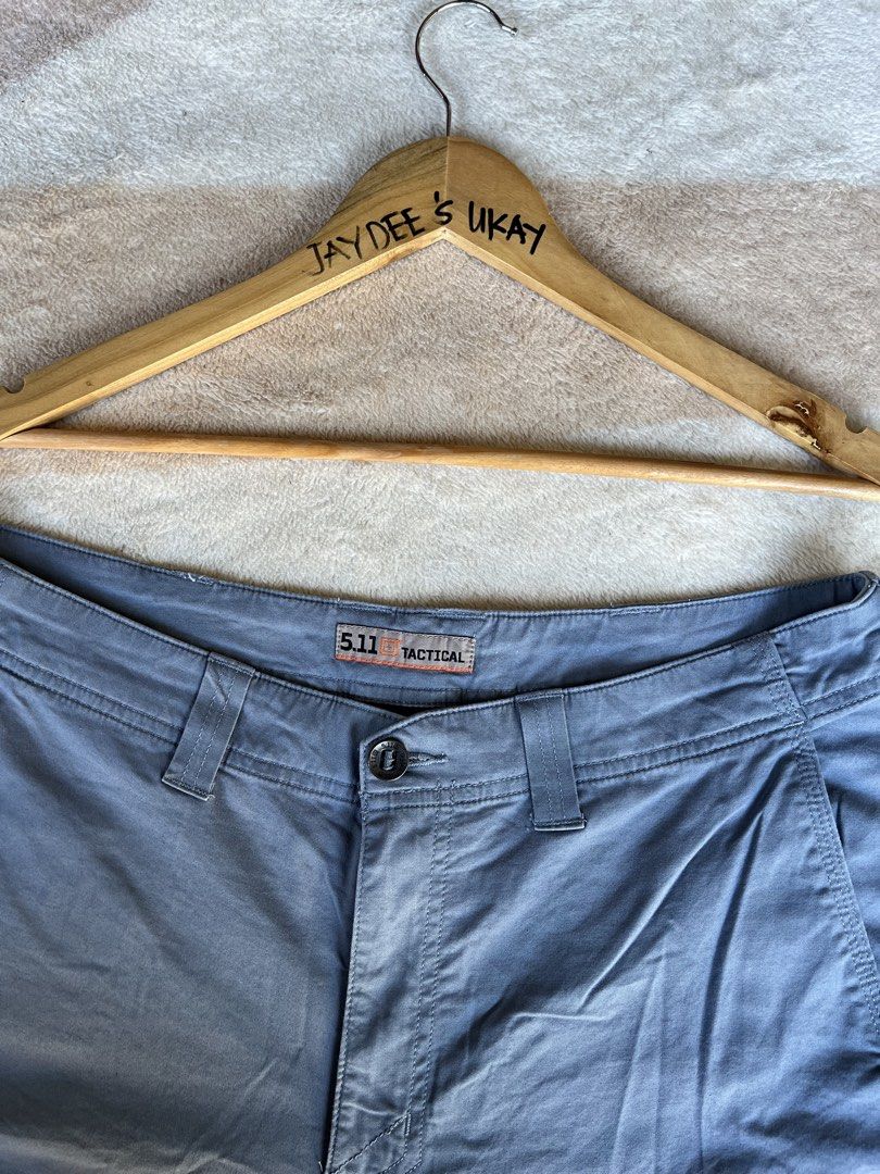 5.11 walking short (Category: Shorts) located in Baler. Submitted by shneyy (Listing ID 1463455917, Image 2). Description: .