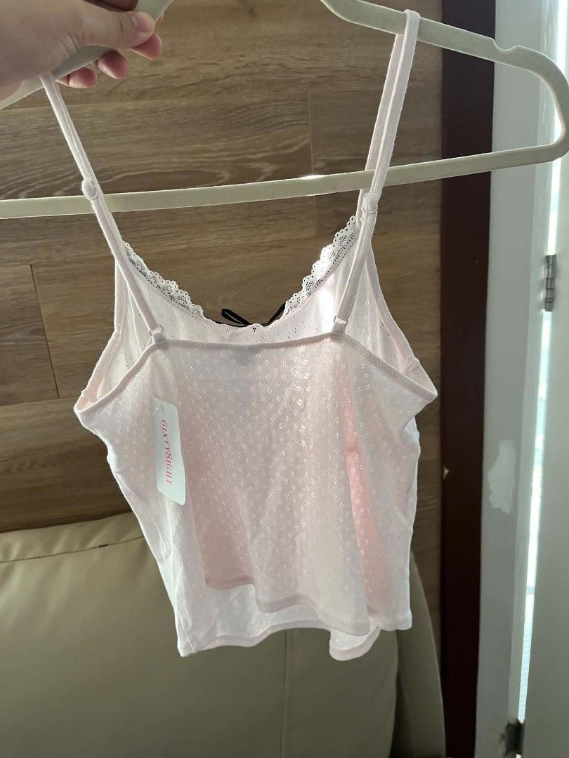 6ixty8eight cute top with bow (Category: Others Tops) located in Lucena. Submitted by fiercemoon-a25a79 (Listing ID 1463358093, Image 3). Description: .