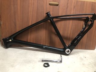 （分類：）位於 。 由 yuiming1314 提交（商品編號 1463402738，圖片 1）。簡介： 。