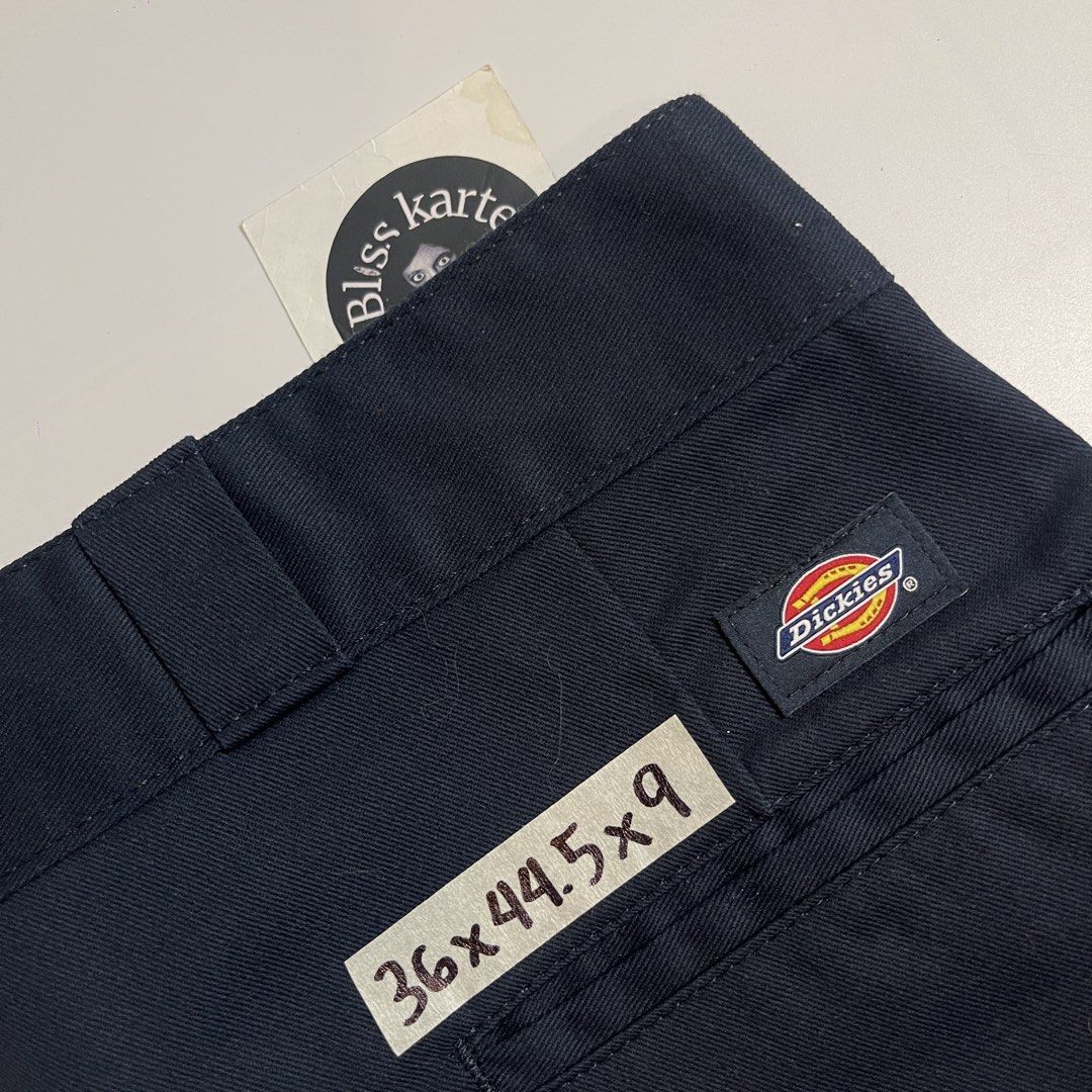 874 NAVY BLUE PANTS (Category: Chinos) located in Taguig. Submitted by _blisskarte_ (Listing ID 1463452941, Image 2). Description: • width: 36 • length: 44.5 • leg opening: 9 📍Guadalupe Cembo, Taguig 🚚Via J&T / Lalamove / Meet-up.