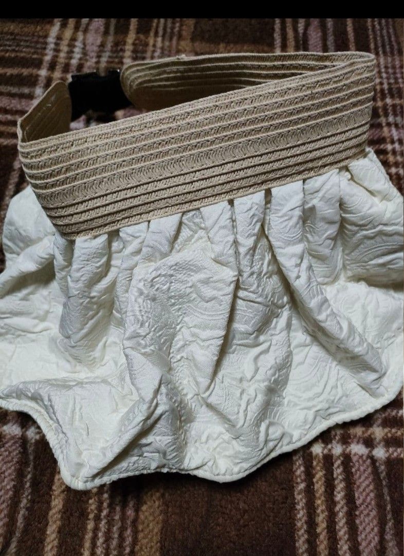 👒 Elegant Wide-Brim Ruffle Sun Hat (Ponytail Friendly!) (Category: Coats, Jackets and Outerwear) located in Baguio. Submitted by pisces_beattidue23 (Listing ID 1463408652, Image 2). Description: 👒 Elegant Wide-Brim Ruffle Sun Hat (Ponytail Friendly!).