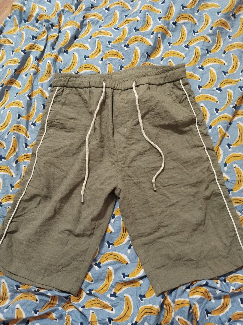 🐊 Lacoste Casual Drawstring Shorts — Size 30 (Category: Shorts) located in Mabalacat. Submitted by al_amin_thrift (Listing ID 1463468933, Image 1). Description: 🐊 Lacoste Casual Drawstring Shorts — Size 30 L 19 ✅ Brand: Authentic LACOSTE ✅ Color: Olive Green / Khaki ✅ Size: 30 — fits waist 30–33" ✅ Material: 80% Cotton / 15% Polyester / 5% Spandex — lightweight, soft, slight stretch ✅ Features: - Elastic waist with off-white drawstring ​ - Sign