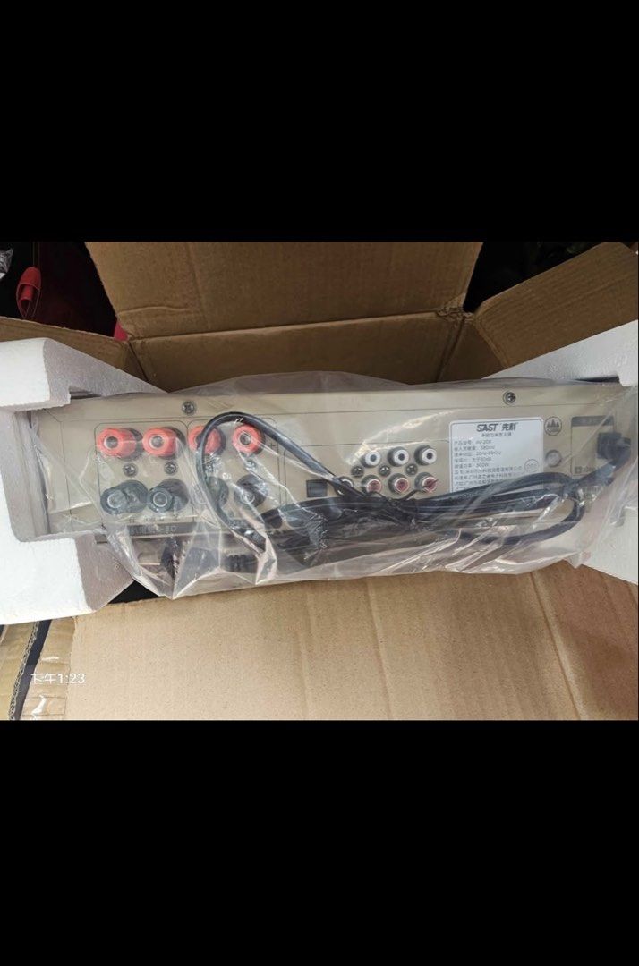 先科 多功能卡拉ok混音 擴音機 （分類：Soundbar、揚聲器、藍牙喇叭、耳擴）位於 Hong Kong。 由 st9527 提交（商品編號 1463404907，圖片 3）。簡介： 先科 多功能卡拉OK擴音機，全新一插即用。