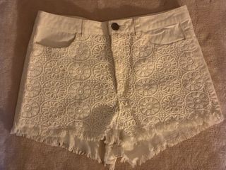 (Category: ) located in . Submitted by another.wear (Listing ID 1463453211, Image 1). Description: .