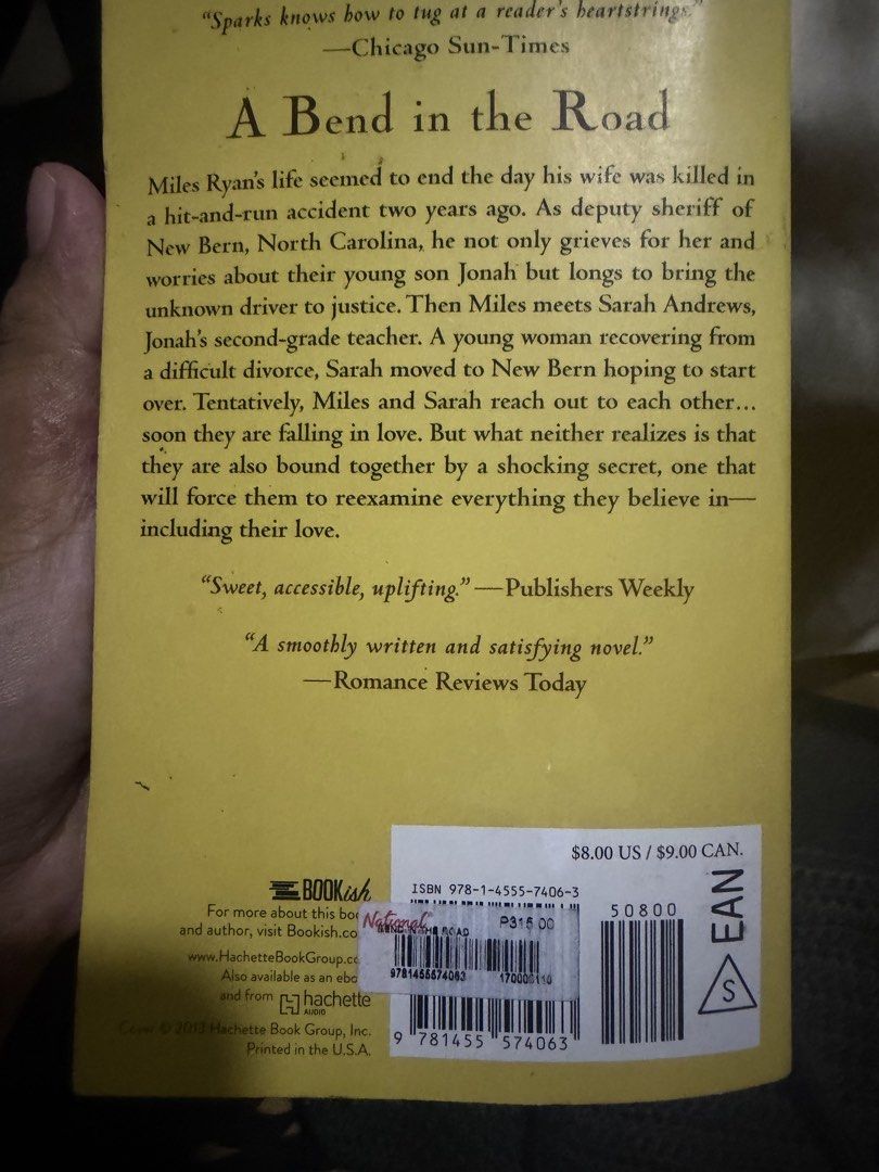 A Bend in the Road by Nicholas Sparks (Category: Storybooks) located in Valenzuela. Submitted by angelan__ (Listing ID 1463386354, Image 2). Description: Purchased in NBS. Not reprinted :) Meetup at SM Valenzuela/SM Grand with ₱50 handling fee, otherwise, lalamove shouldered by buyer..