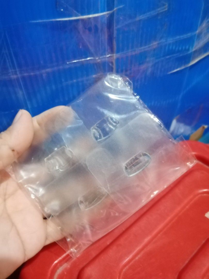Adhesive hooks (Category: Home Improvement Tools & Accessories) located in Caloocan City. Submitted by 4kidsstore (Listing ID 1463436779, Image 2). Description: .
