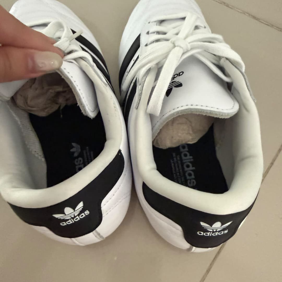 Adidas (Category: Wedges) located in Kuala Lumpur. Submitted by little-refinds (Listing ID 1463337921, Image 3). Description: .