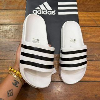(Category: ) located in . Submitted by stuffs.hellyy (Listing ID 1463482214, Image 1). Description: .