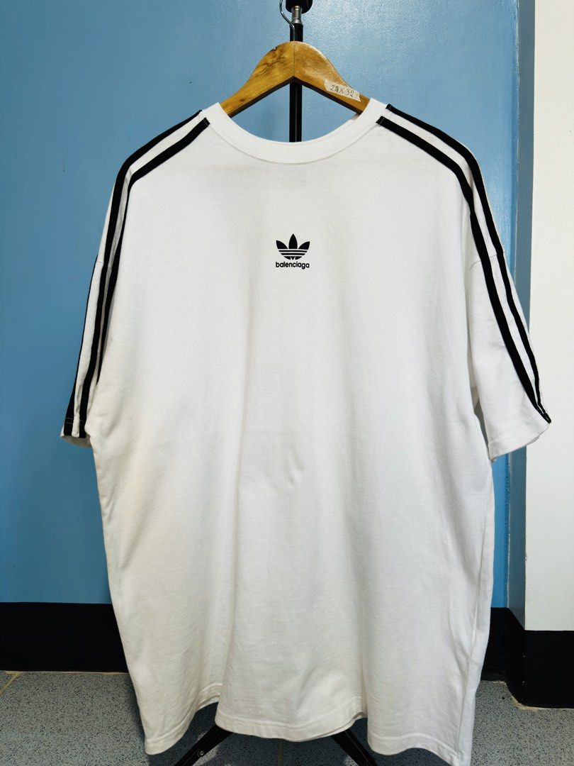 Adidas Balenciaga (Category: Luxury Apparel) located in Manila. Submitted by whatsyourthr1tft (Listing ID 1463524191, Image 1). Description: Pm For more details.