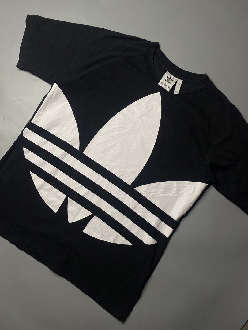 Adidas Big Logo Shirt (Category: Tshirts & Polo Shirts ) located in Bago City. Submitted by jg_finds_ (Listing ID 1463554748, Image 2). Description: Size Small on tag Dimensions: Width- 21 inches Length- 27 inch.