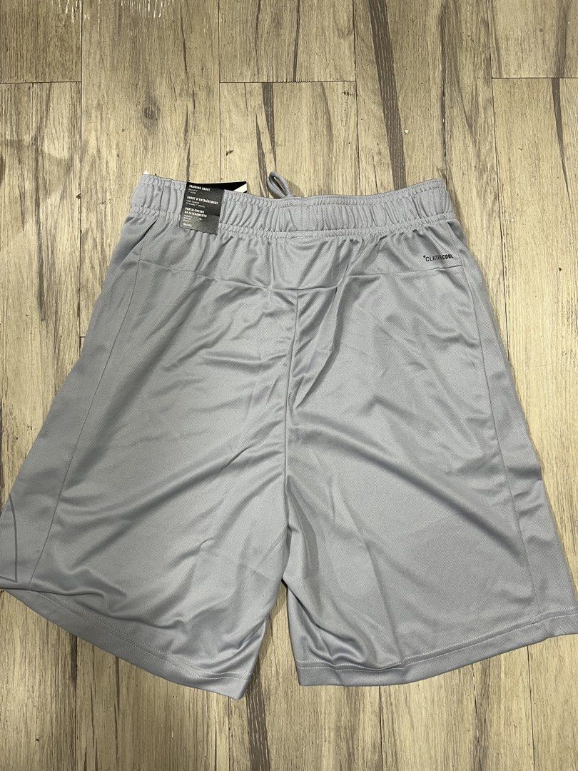 ADIDAS MENS SHORTS MEDIUM & LARGE (Category: Shorts) located in Baguio. Submitted by kyrawang22 (Listing ID 1463497531, Image 2). Description: .